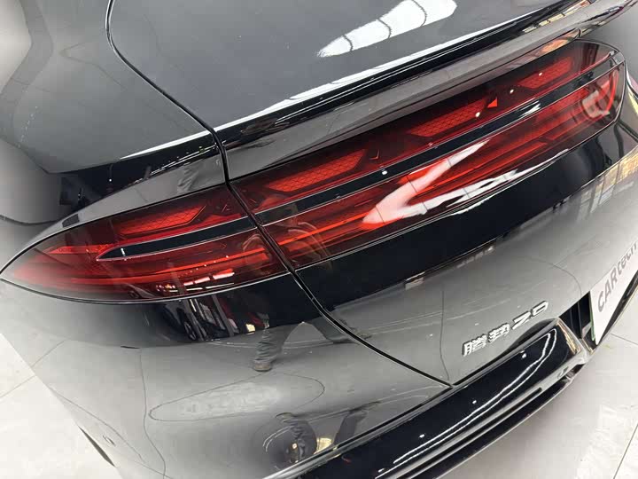 Фото 6 - Denza Z9