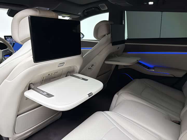 Фото 9 - Denza Z9