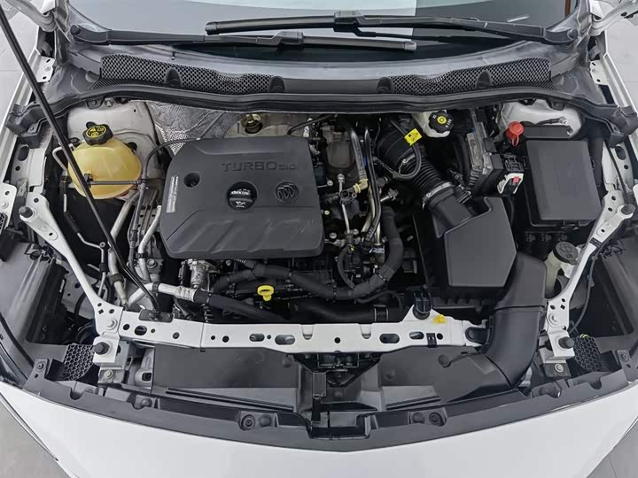 Фото 6 - Buick Verano