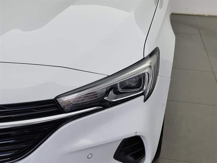 Фото 7 - Buick Verano