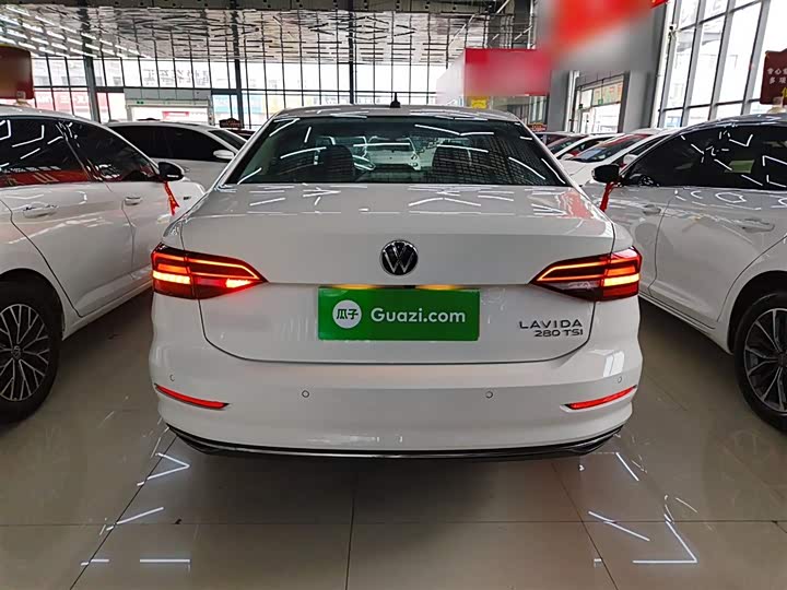 Фото 6 - Volkswagen Lavida