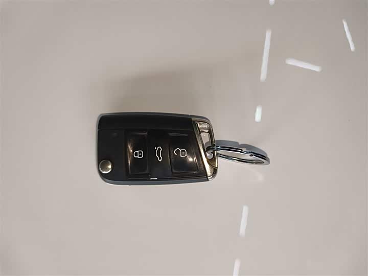 Фото 9 - Volkswagen Lavida