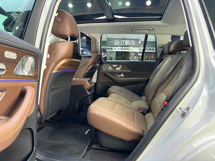 Фото 6 - Mercedes-Benz GLS-Class