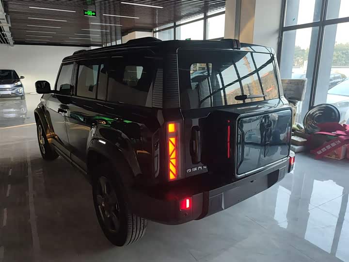 Фото 5 - Chery iCar 03