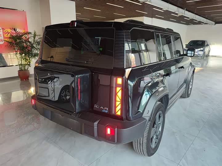 Фото 7 - Chery iCar 03