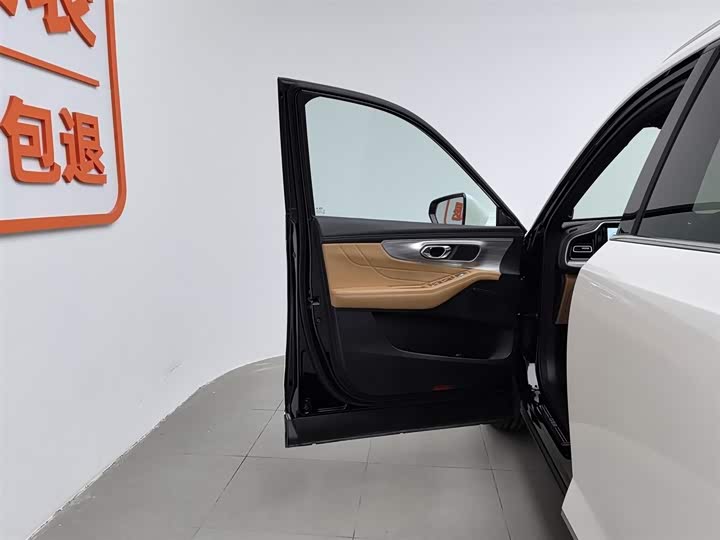 Фото 8 - GAC Trumpchi GS8