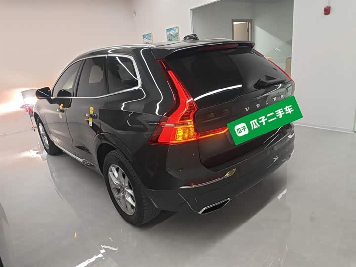 Фото 5 - Volvo XC60