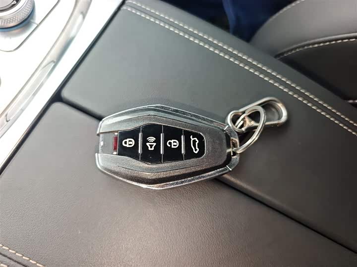 Фото 9 - Jetour X70