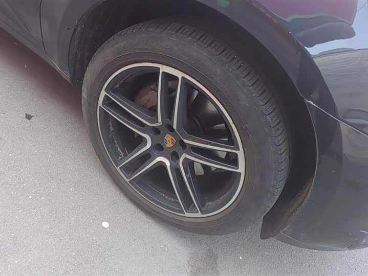 Фото 6 - Porsche Macan