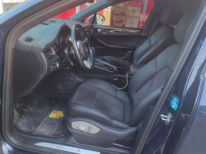 Фото 9 - Porsche Macan