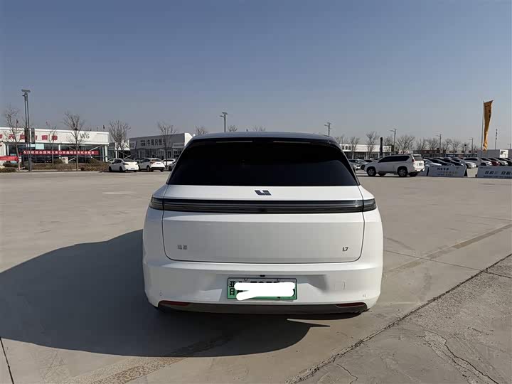 Фото 5 - LiXiang L7