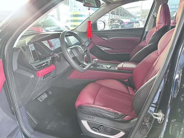 Фото 7 - Changan CS75 Plus