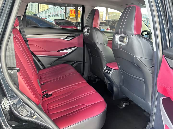 Фото 9 - Changan CS75 Plus