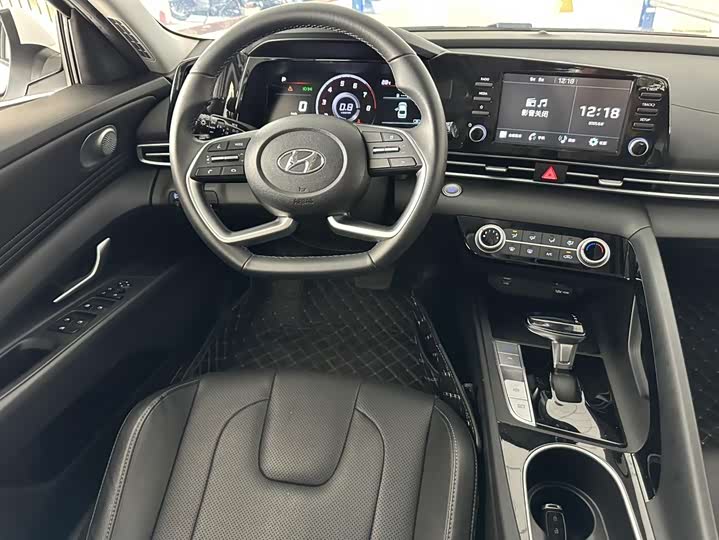 Фото 7 - Hyundai Elantra N line