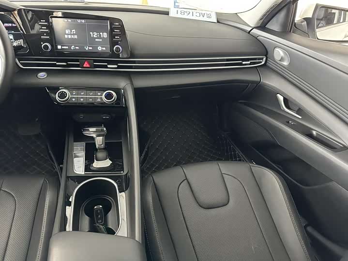 Фото 8 - Hyundai Elantra N line