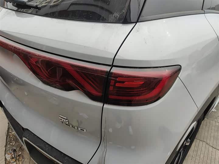 Фото 8 - BYD Yuan Up