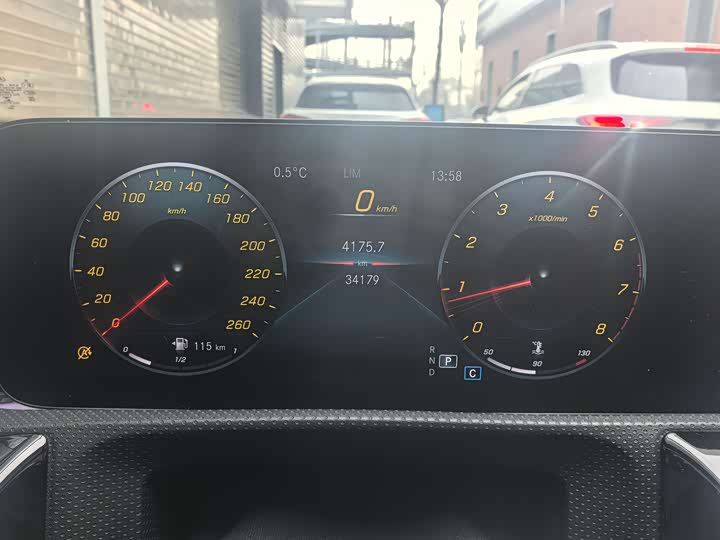 Фото 6 - Mercedes-Benz A-Class