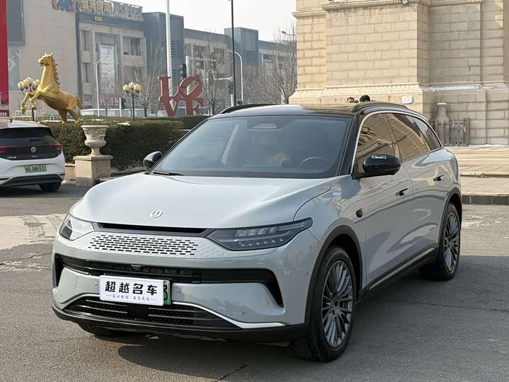 Фото 1 - Leapmotor C11