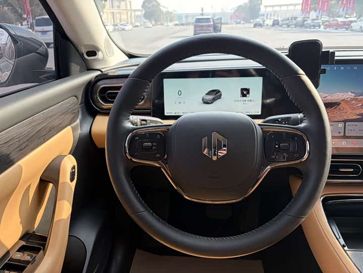 Фото 7 - Leapmotor C11