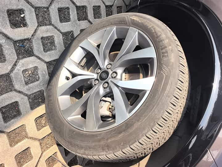 Фото 6 - Land Rover Discovery Sport