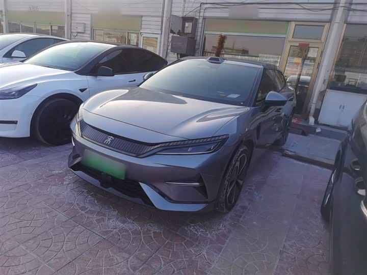 Фото 2 - BYD Song L