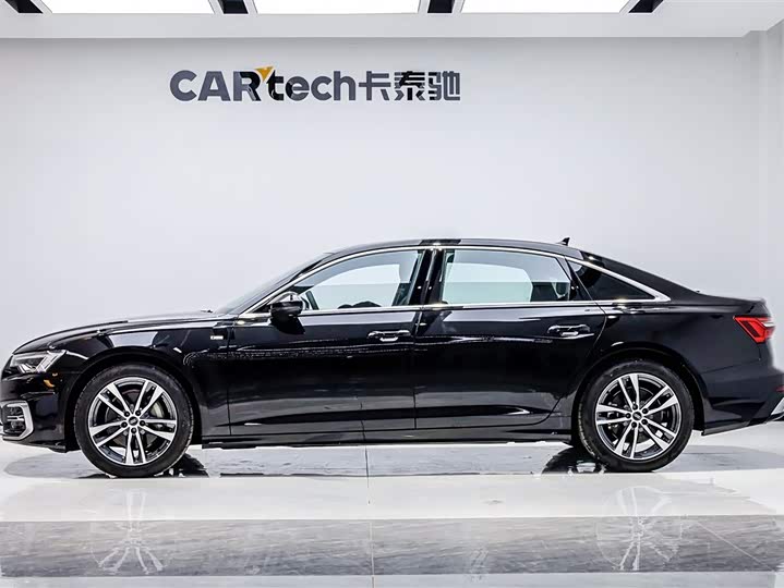 Фото 3 - Audi A6L