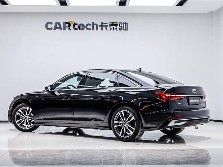 Фото 4 - Audi A6L