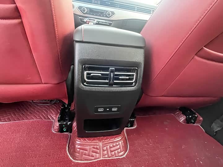 Фото 9 - Jetour X70S