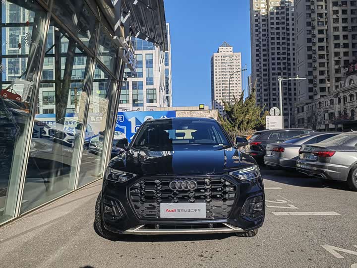 Фото 3 - Audi Q5L