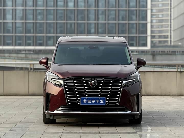 Фото 2 - Buick GL8 ES