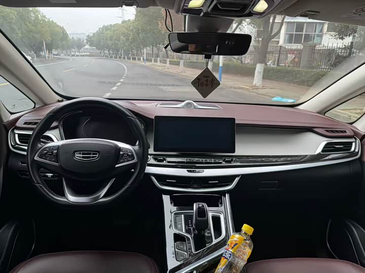 Фото 6 - Geely Jiaji