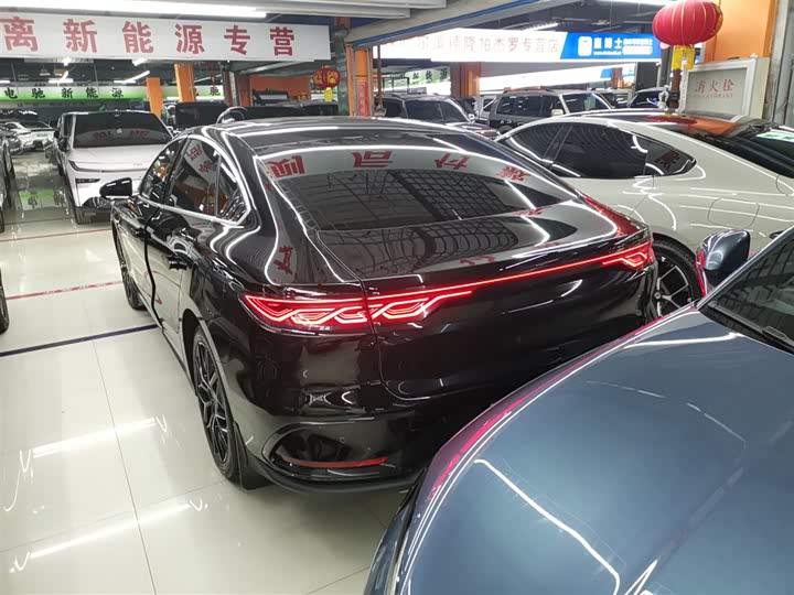 Фото 5 - BYD Han