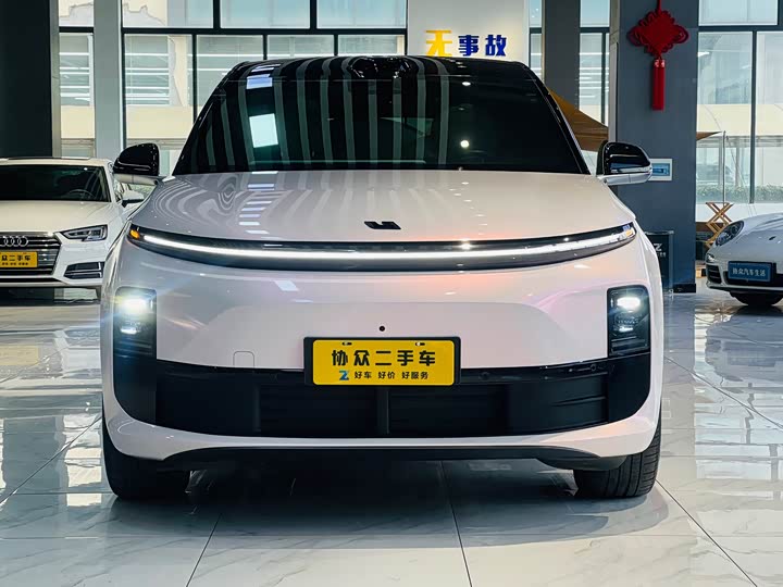 Фото 2 - LiXiang L6