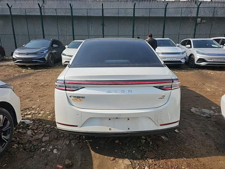 Фото 6 - GAC Aion S Plus