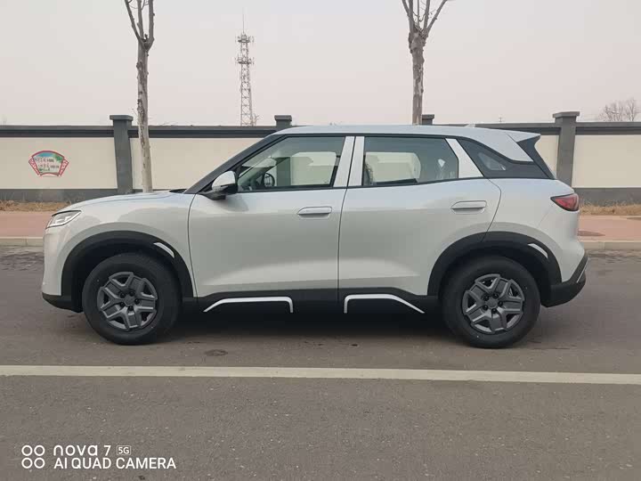 Фото 4 - BYD Yuan Up