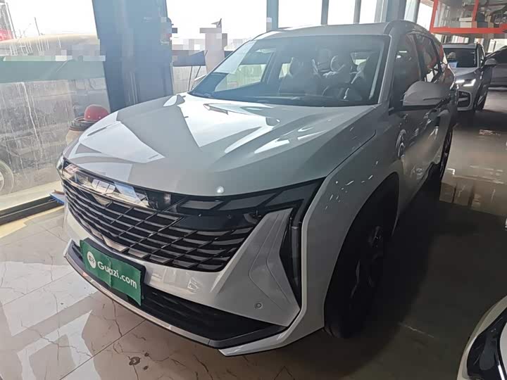 Фото 1 - Geely Atlas L