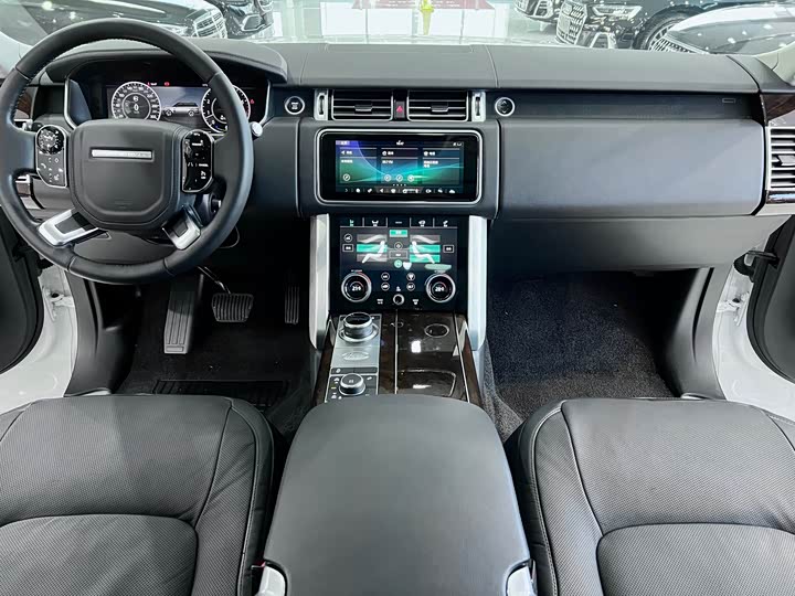 Фото 9 - Land Rover Range Rover