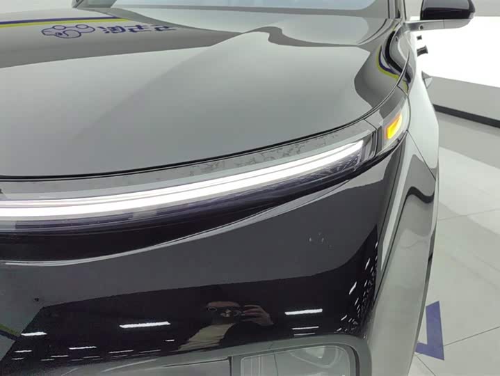 Фото 5 - LiXiang L9