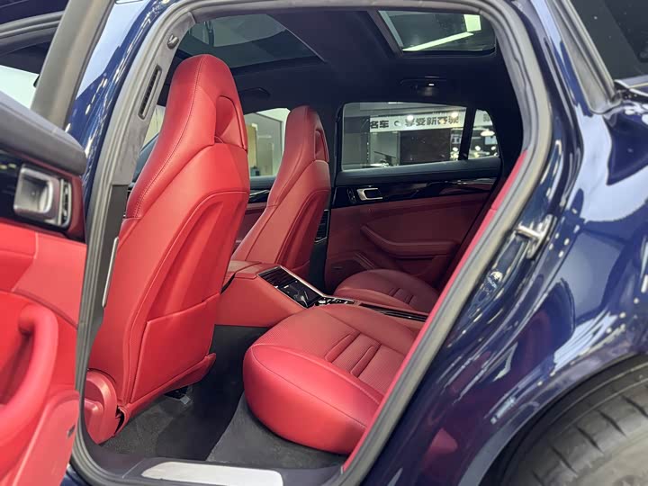 Фото 6 - Porsche Panamera