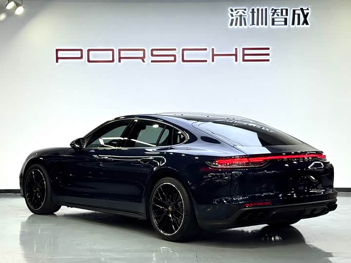 Фото 7 - Porsche Panamera