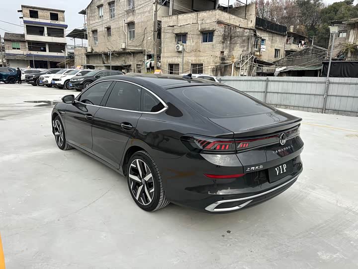 Фото 3 - Volkswagen Lamando L