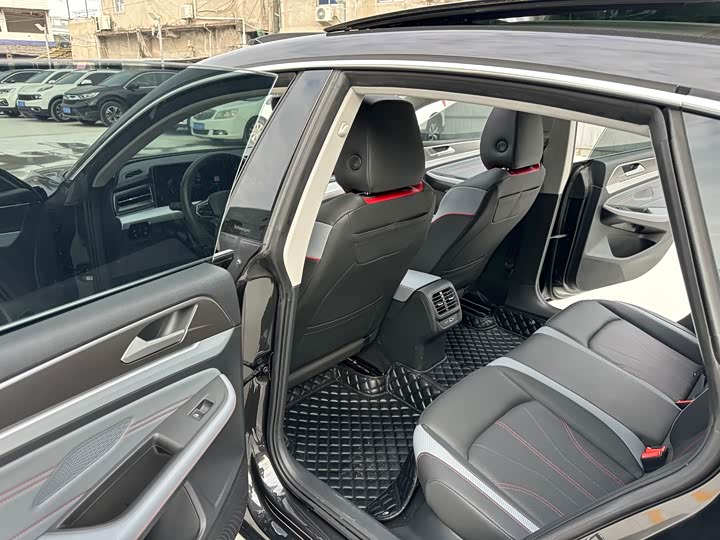 Фото 8 - Volkswagen Lamando L