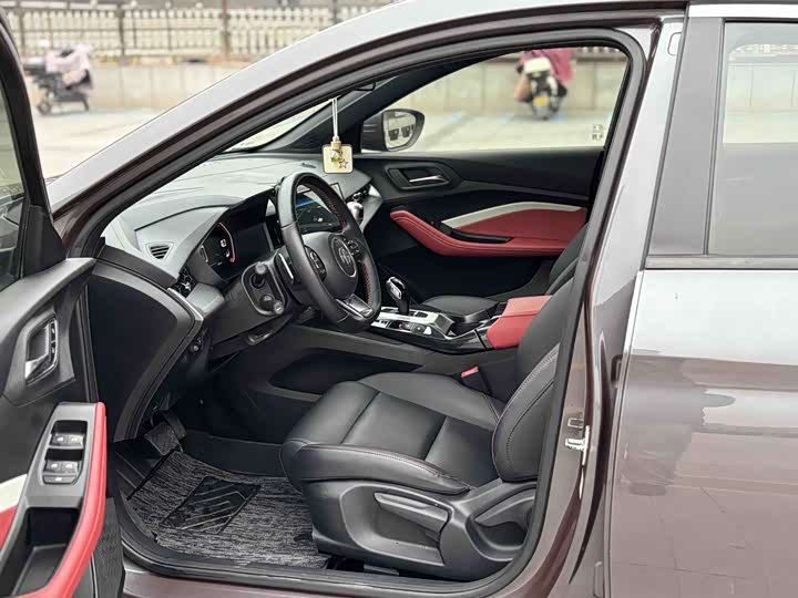 Фото 4 - MG Motor 5