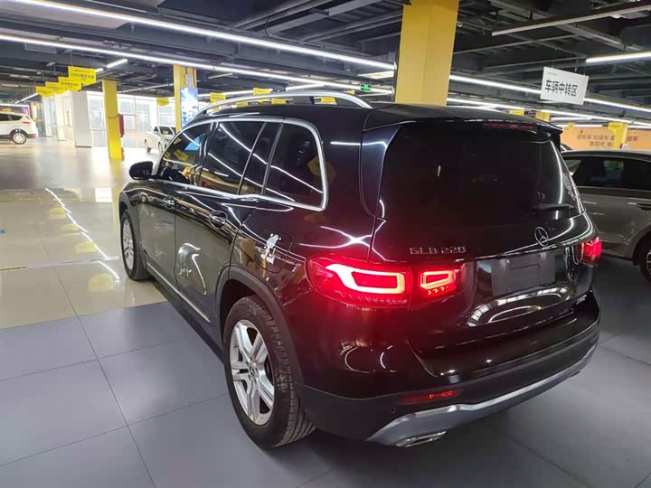 Фото 5 - Mercedes-Benz GLB-Class