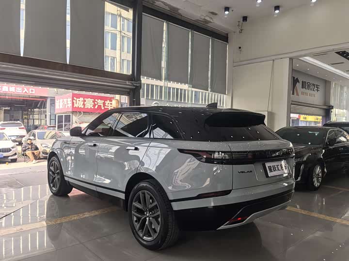 Фото 4 - Land Rover Range Rover Velar