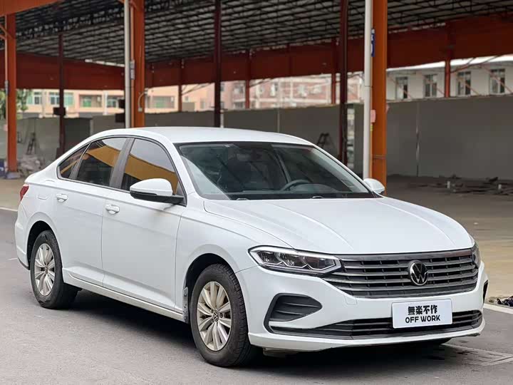 Фото 3 - Volkswagen Lavida