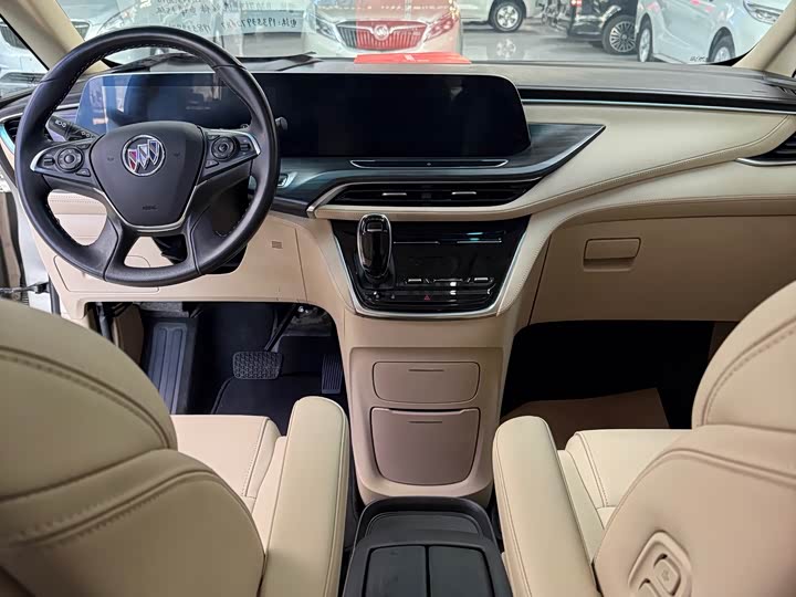 Фото 8 - Buick GL8 ES