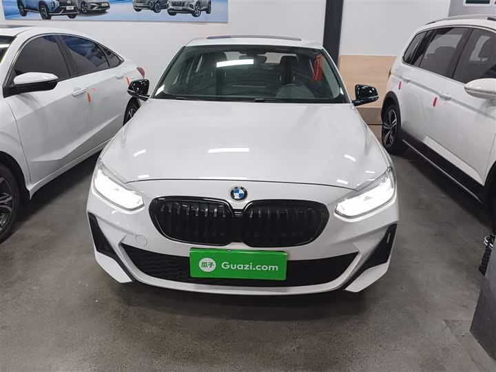 Фото 3 - BMW 1 Series