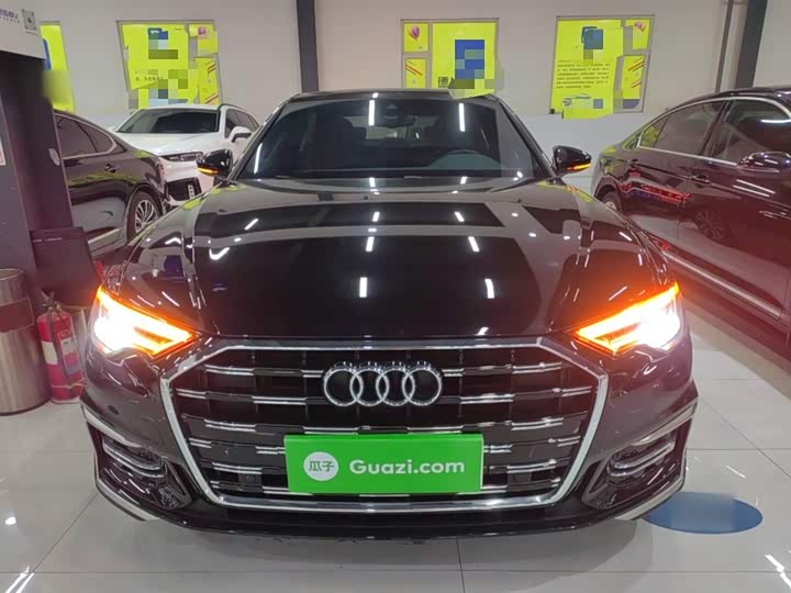 Фото 3 - Audi A6L