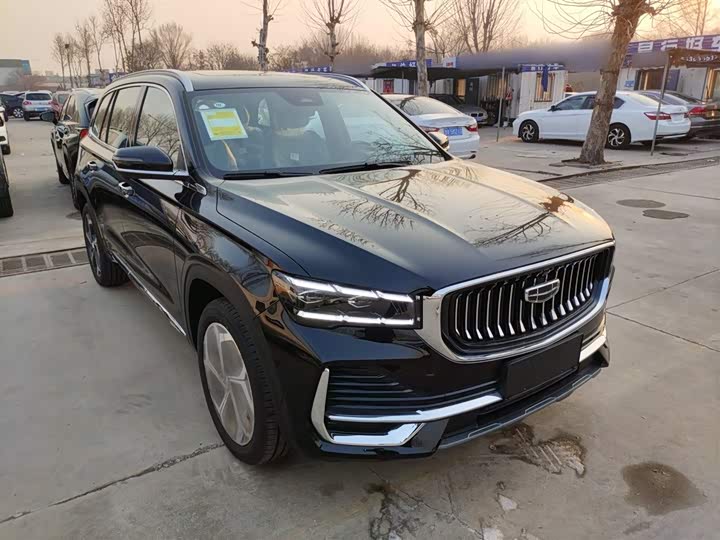 Фото 4 - Geely Monjaro